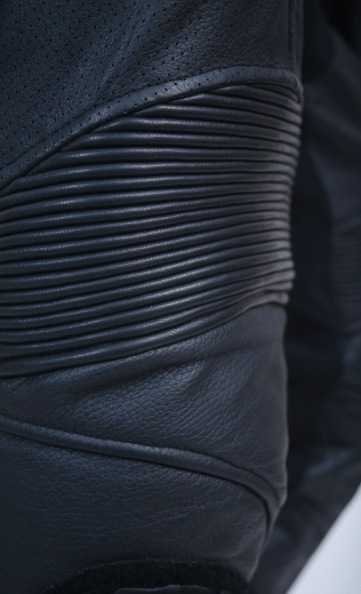 Kangaroo Premium Black 2-Piece MC Leather Suits